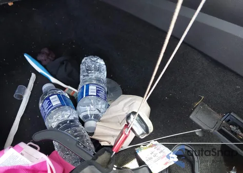 2013 Ford Fusion Hybrid Titanium из США, поврежденный, VIN 3FA6P0RUXDR388796